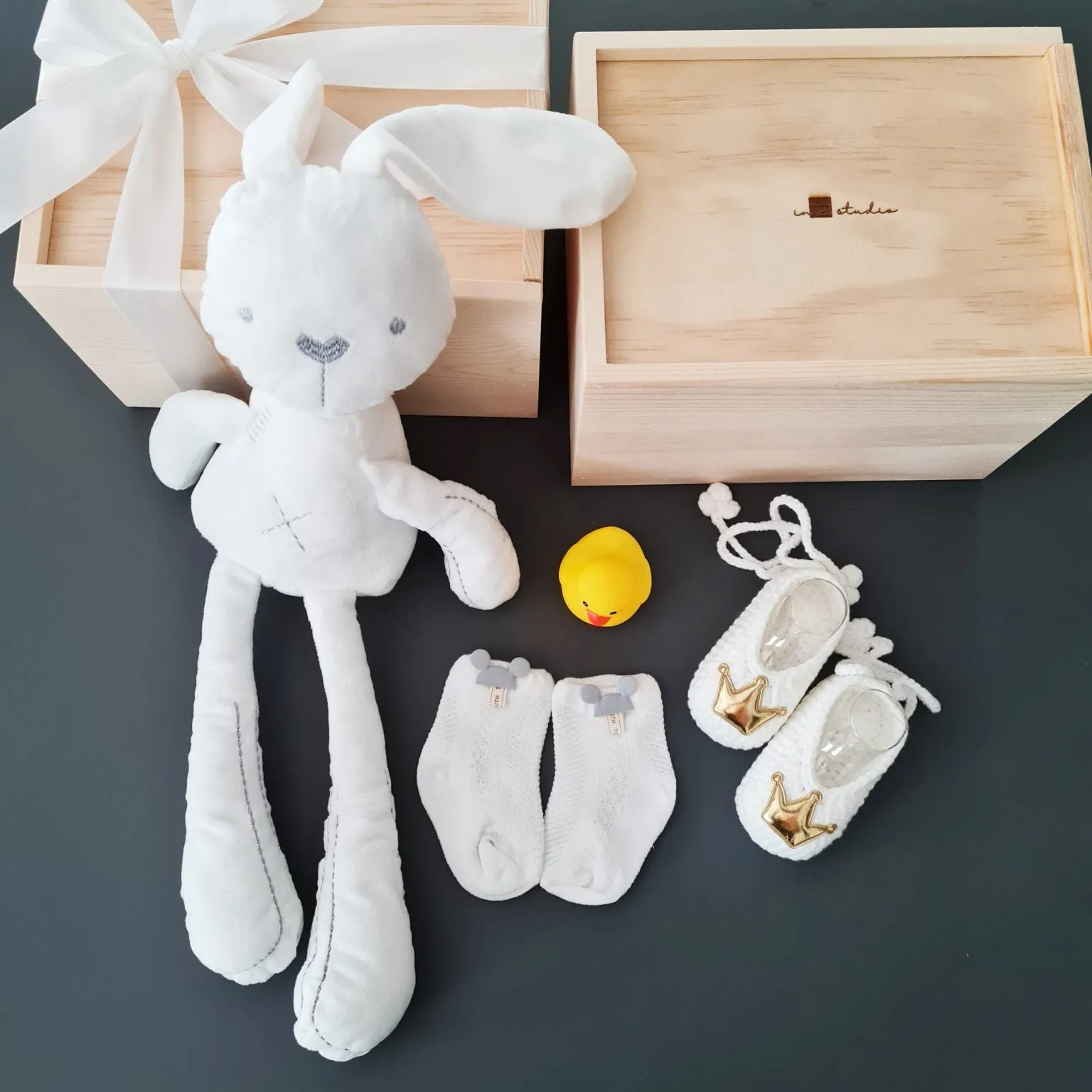 Baby Gift Set: Rabbit Paradise (Klang Valley Delivery)