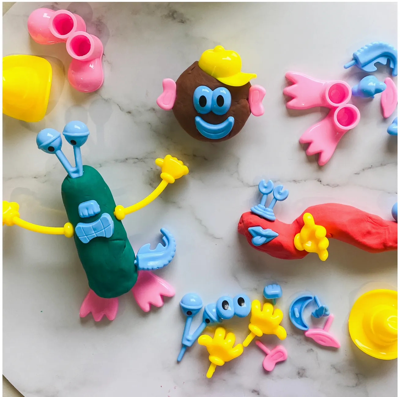 Castle & Kite Fun Dough Faces Set of 52