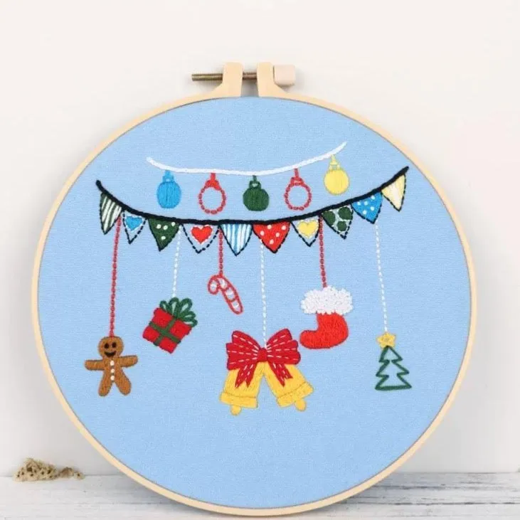 Christmas Decoration Hand Embroidery Kit 7”