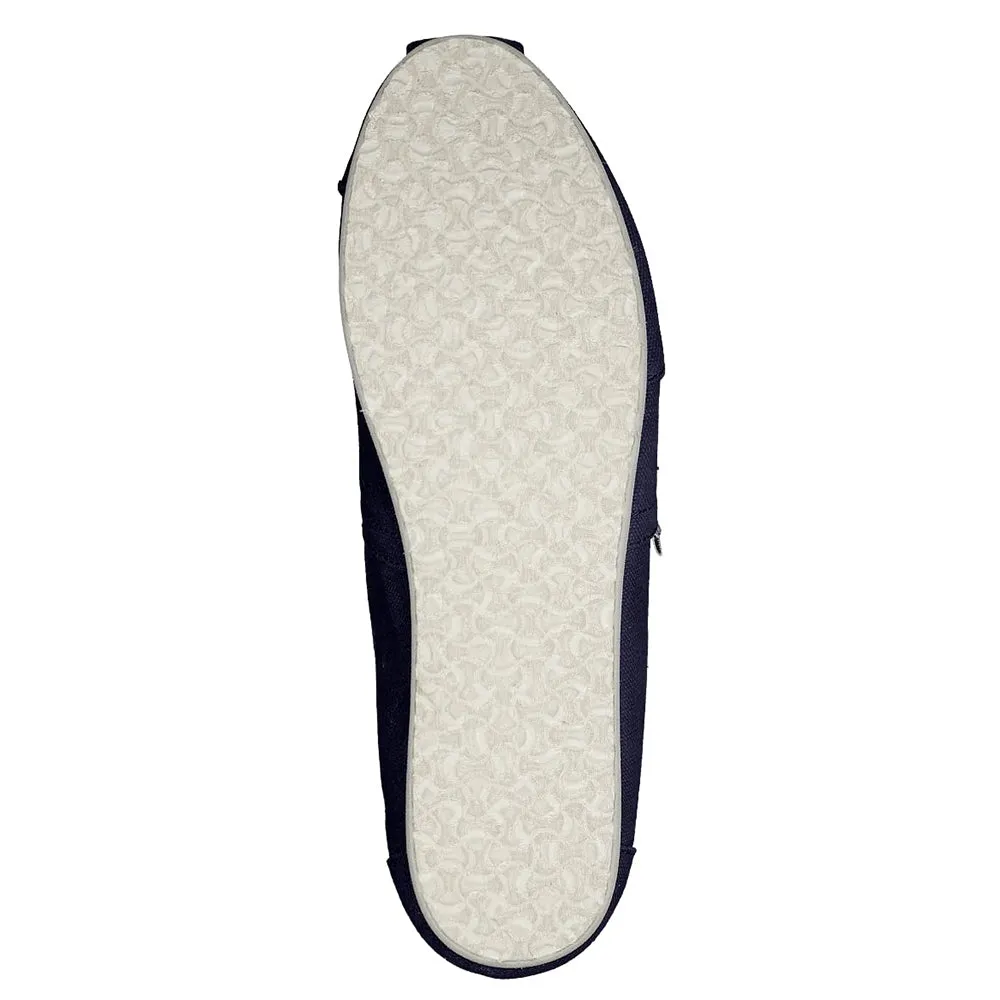 Classic Canvas - Women