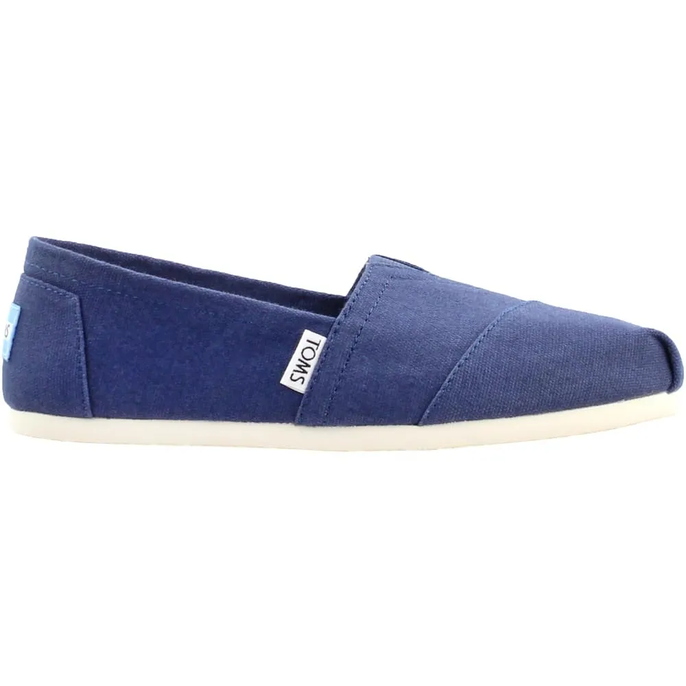 Classic Canvas - Women