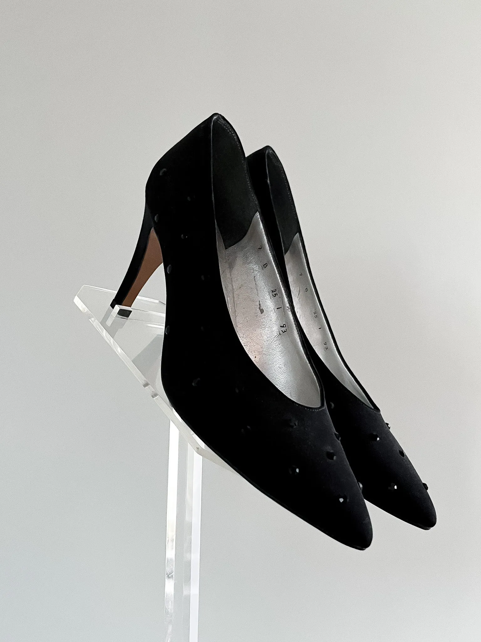 Dazzling A'Mano Deadstock Black Rhinestone Pumps / Size 7
