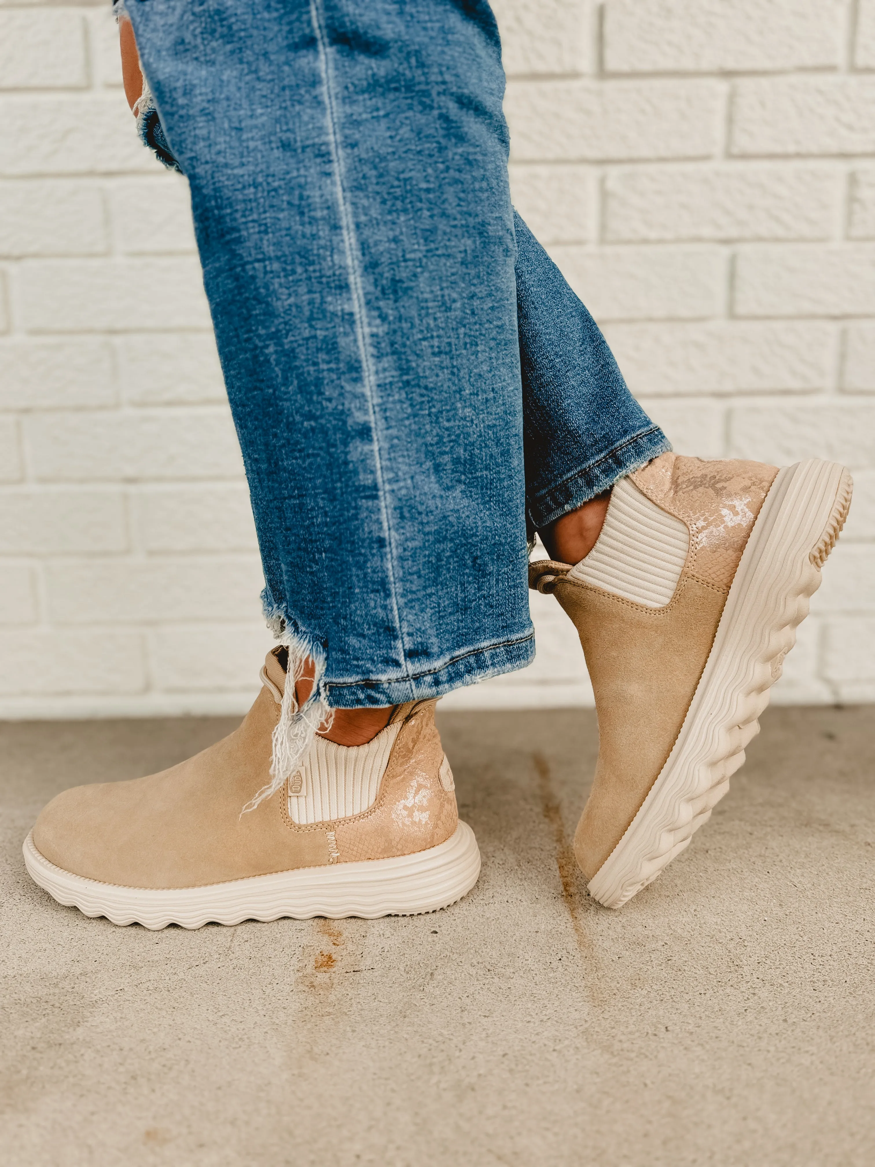 Hey Dude Branson Women's Suede Boot - Sand/Snake