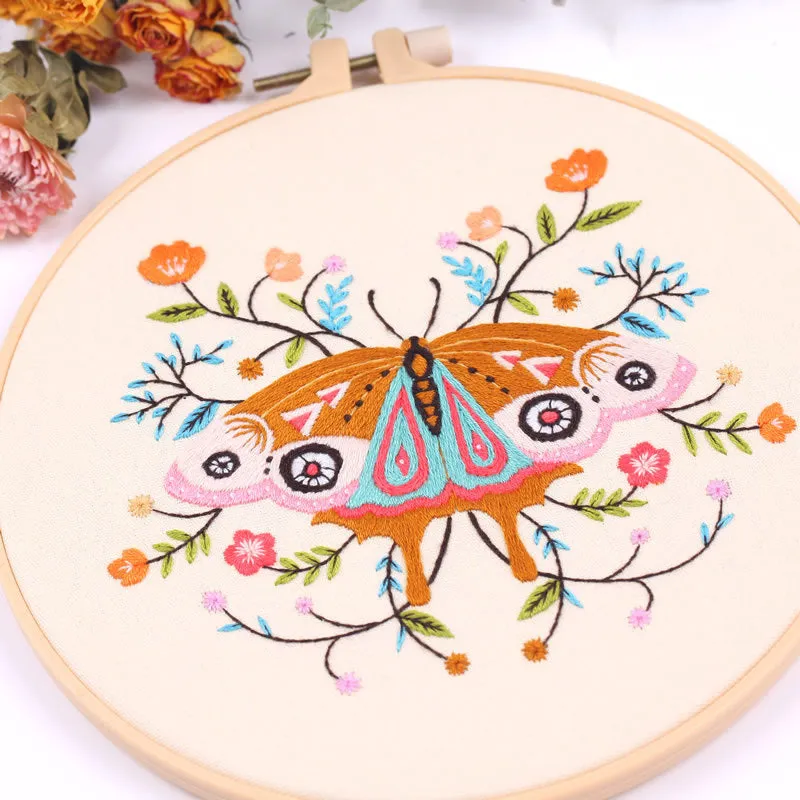 Love Animals  Morden Hand Embroidery Kit 20cm