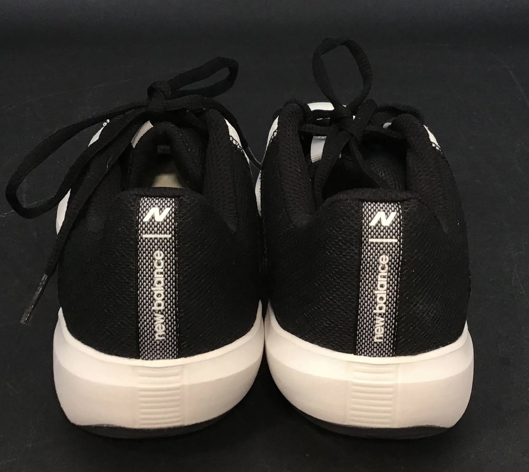 New Balance Women's 696 V6 White Running Athletic Shoes - Size 7.5