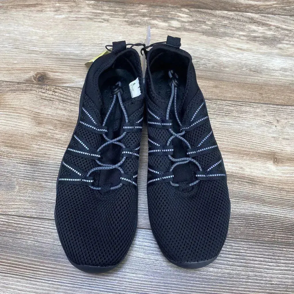 NEW Boys' Windsor Apparel Water Shoes sz 6Y