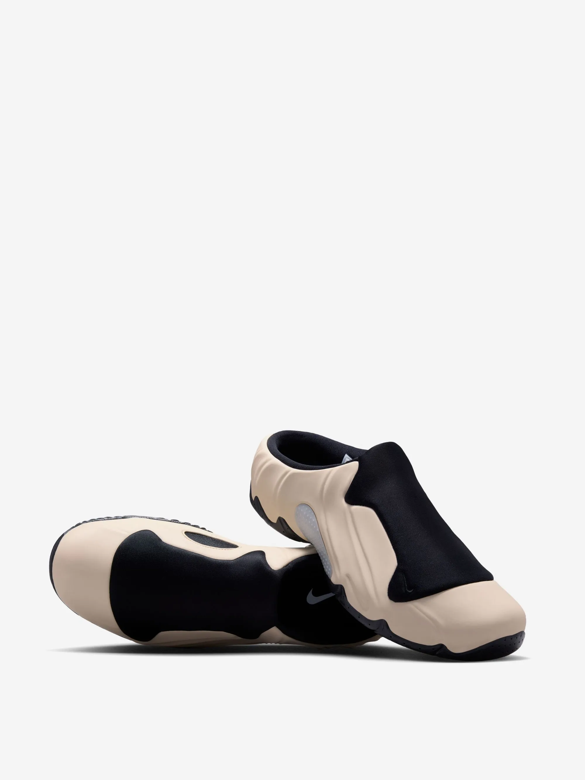 Nike Clogposite -  Sand Drift/Black-Metallic Silver