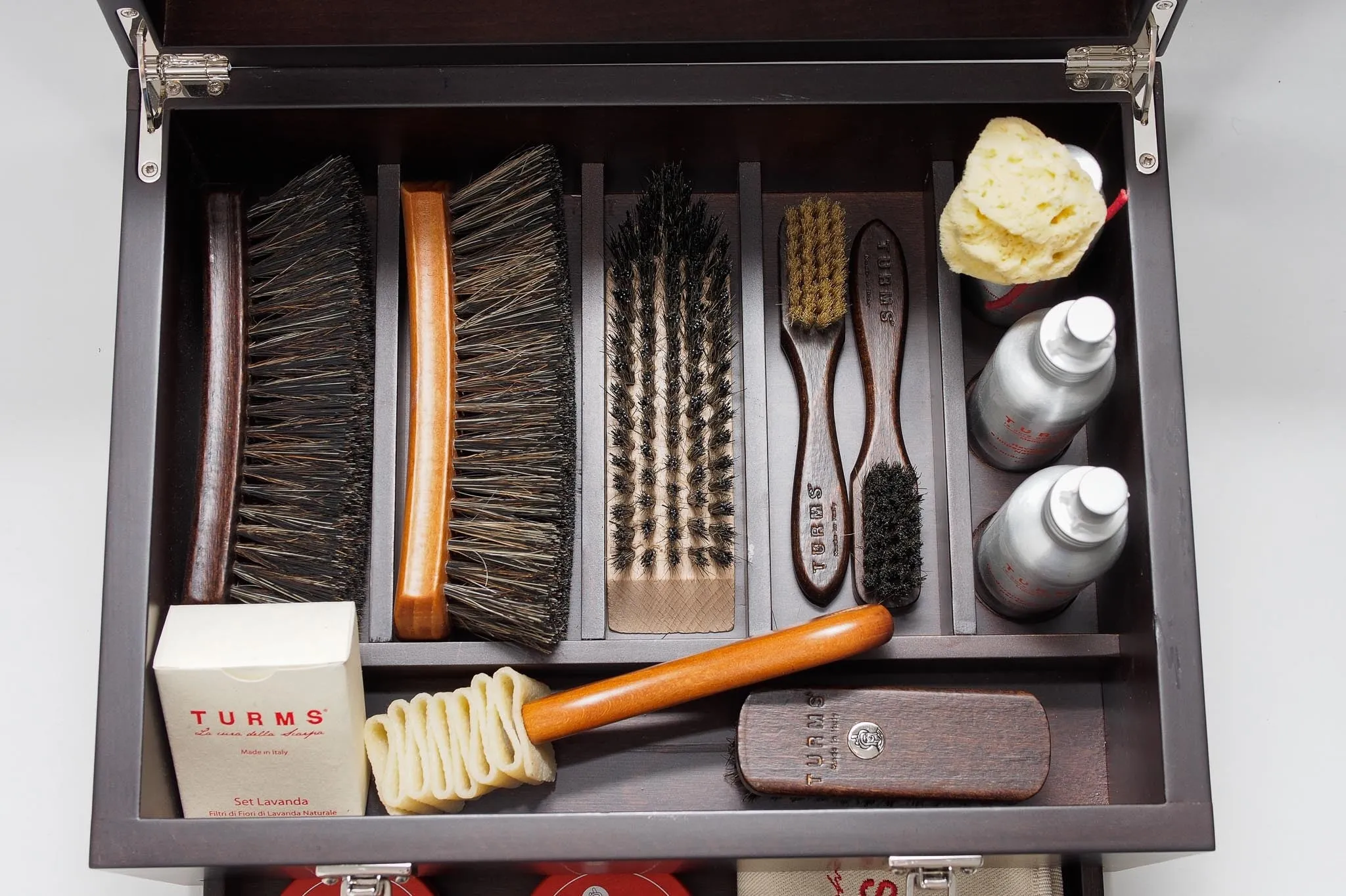 Shoe care box "Luxury Case" made of dark brown walnut wood - handcrafted
