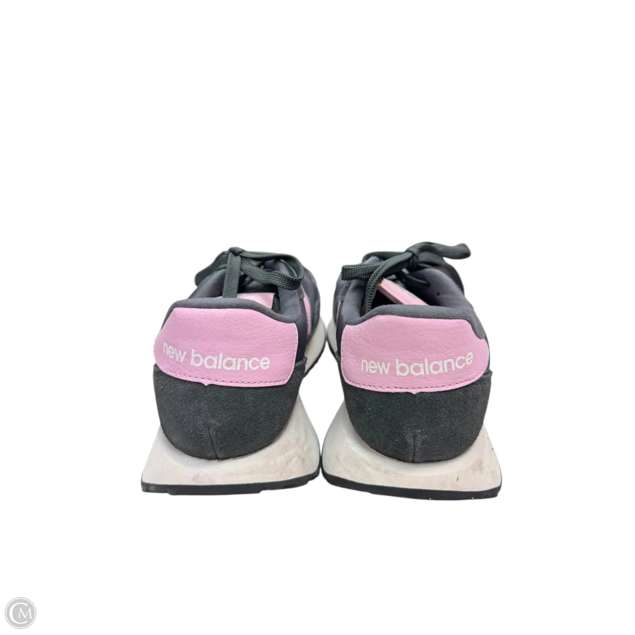 Shoes Athletic By New Balance In Grey & Pink, Size: 10.5