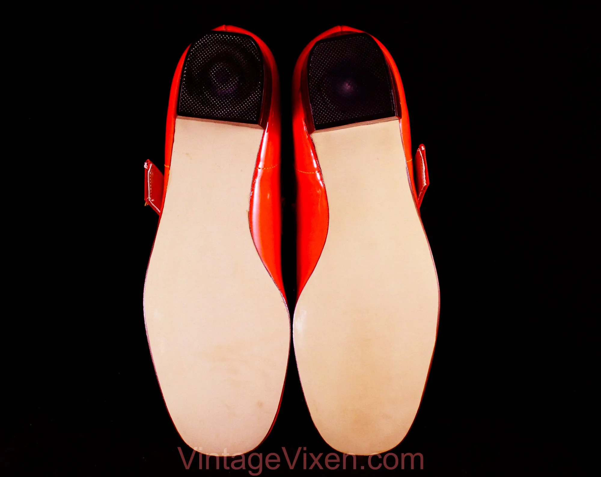 Size 2 Girl's Mary Jane Orange Shoes - Authentic Mod 1960s Girls Bright Vivid Vinyl - Toddler Child Size 2B - 60s Deadstock in Original Box