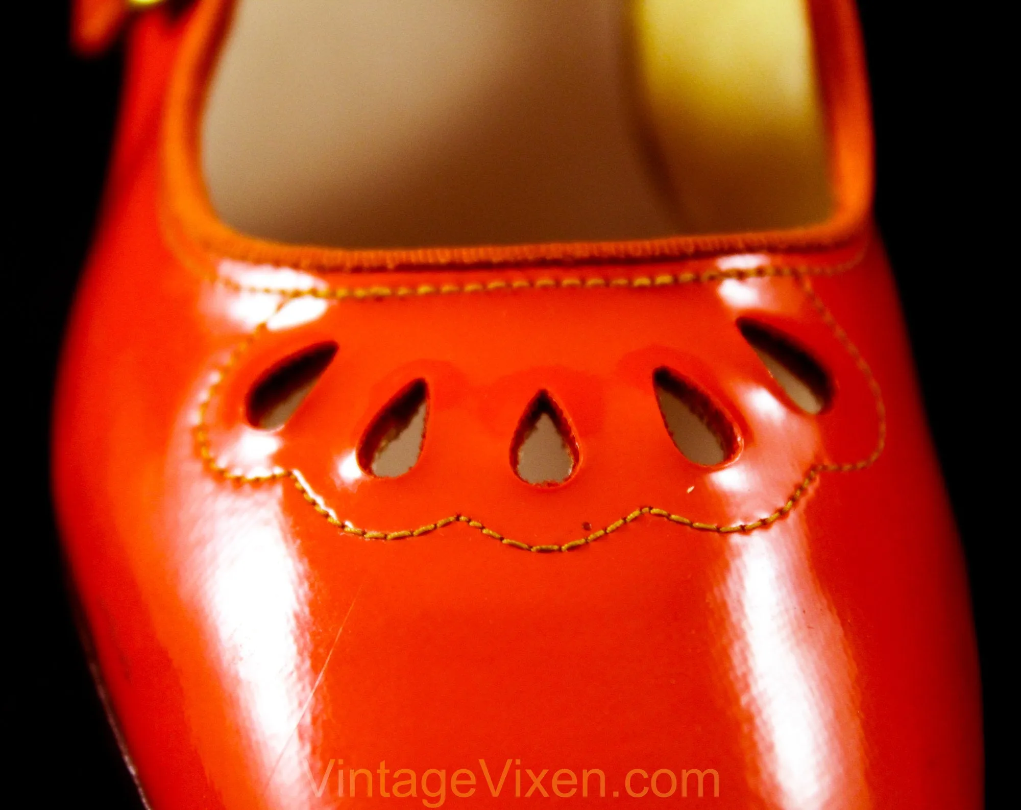 Size 2 Girl's Mary Jane Orange Shoes - Authentic Mod 1960s Girls Bright Vivid Vinyl - Toddler Child Size 2B - 60s Deadstock in Original Box
