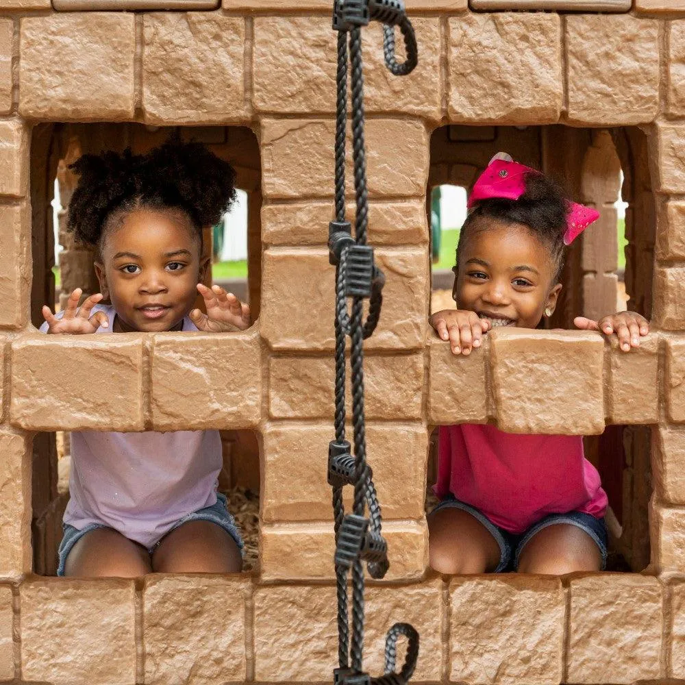 Step2 Naturally Playful Adventure Lodge Play Center for Kids