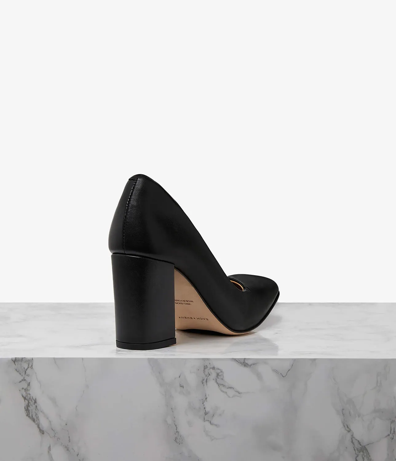 TELLUS BLACK SOFT LEATHER