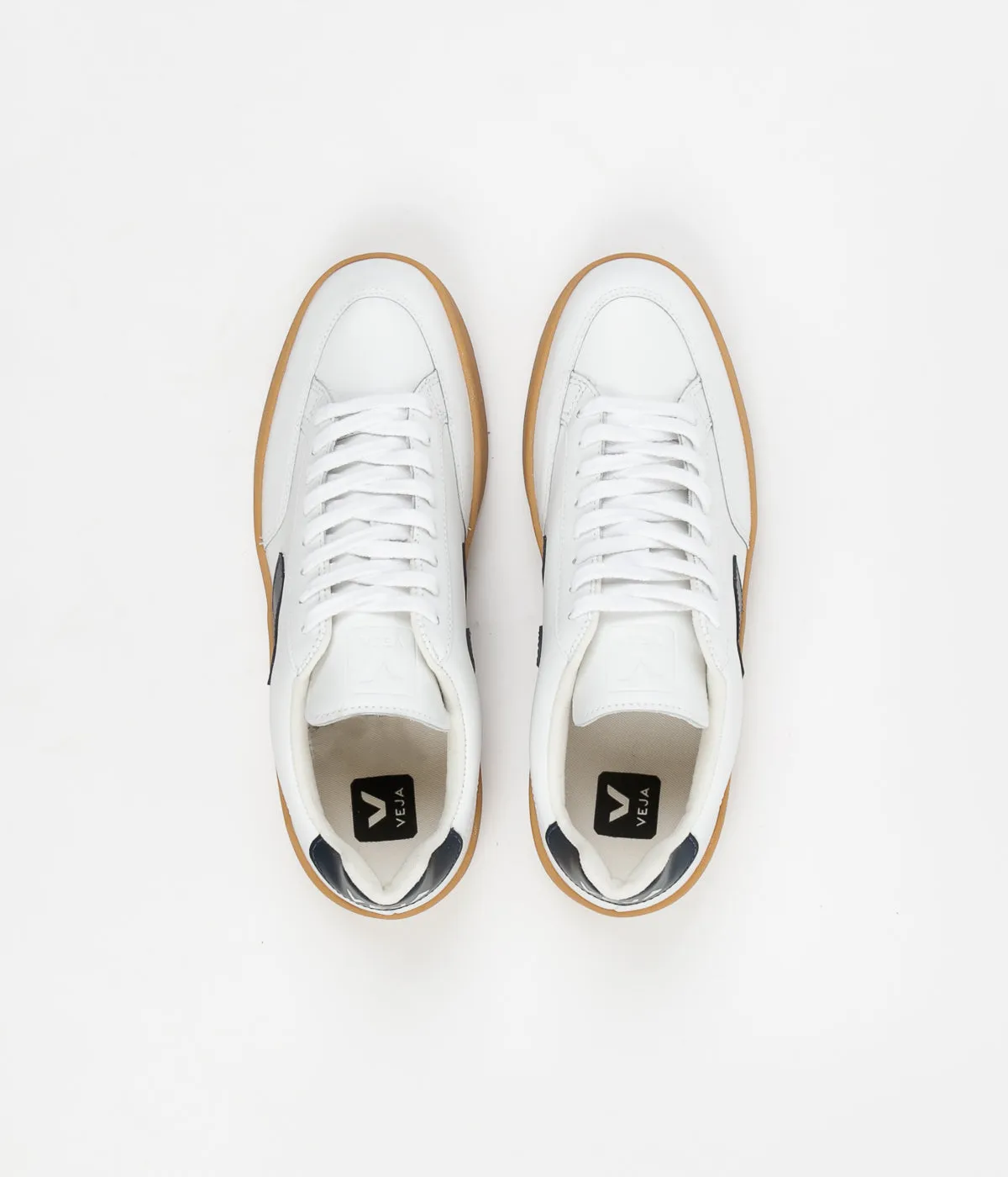 Veja V-12 Leather Shoes - Extra White / Nautico / Gum Sole