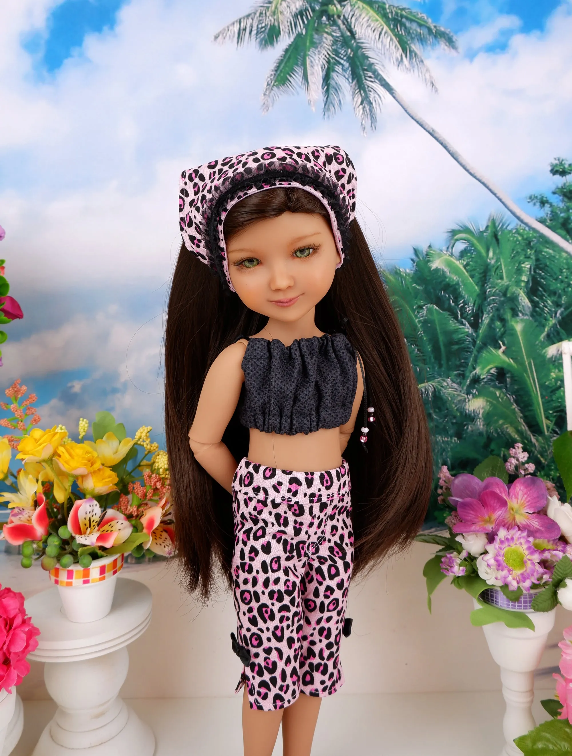 Wild Thing - crop top & capris with shoes for Ruby Red Fashion Friends doll